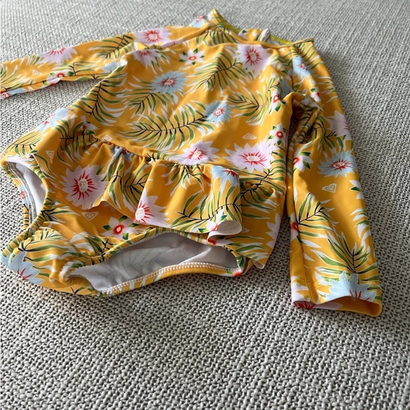 NWOT Toddler Swim Yellow Floral Long Sleeve One Piece Rash Guard Bathing Suit - Picture 2 of 3